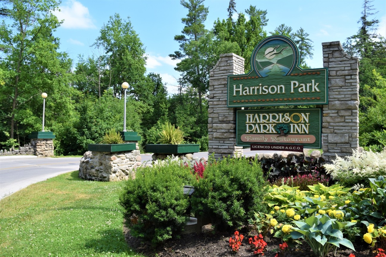 Harrison Park Sign