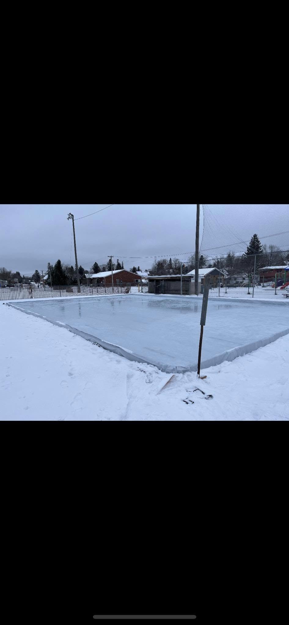 Photo of Markdale outside ice rink